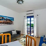 아파트 Dorada Center Close To The By Pvl